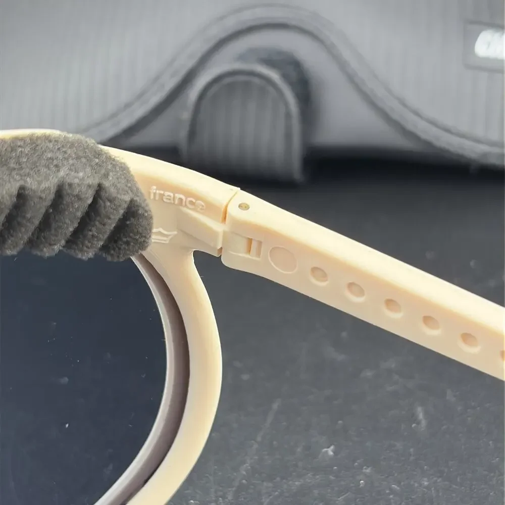 VTG Bolle CHRONO SHIELD 80's Ski Snow Glasses Chronoshield W Case and Extra Lens